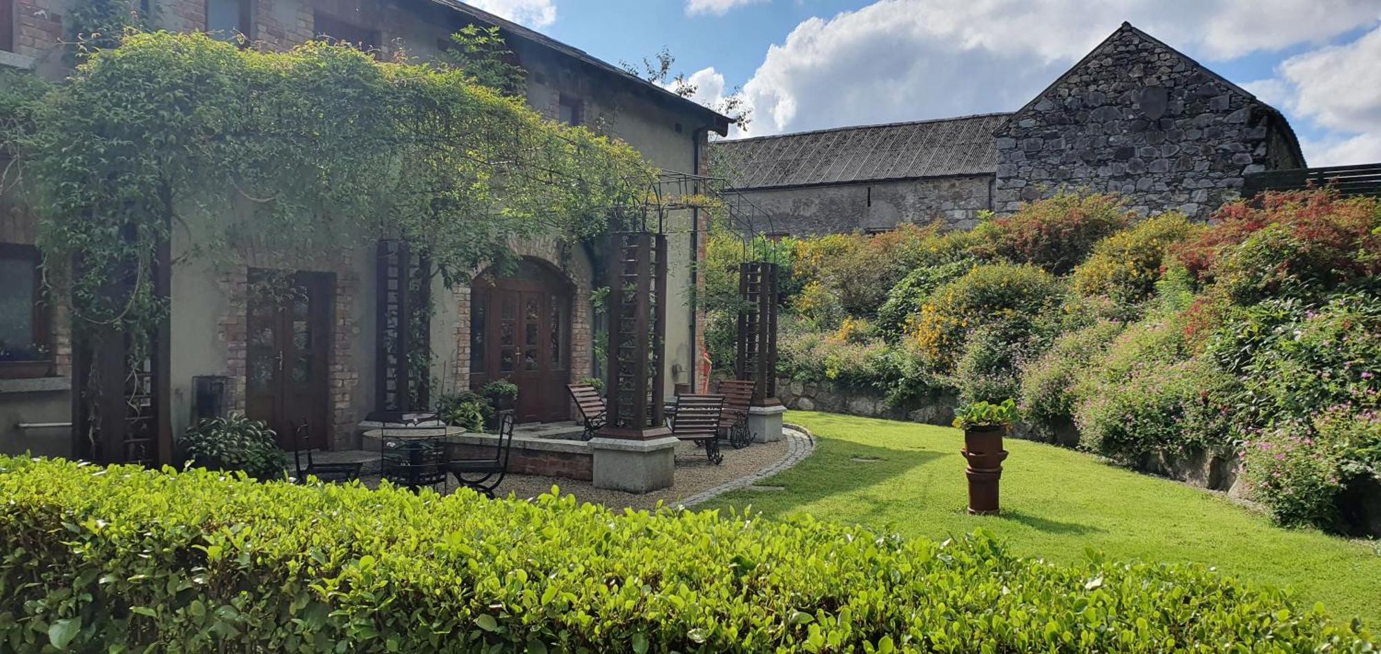 Villa Croneybyrne Courtyard Clara Esterno foto
