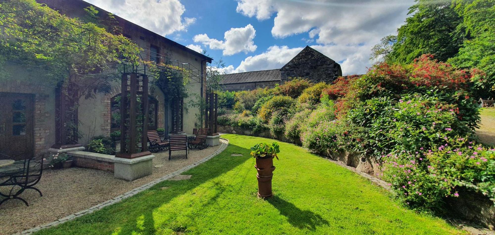 Villa Croneybyrne Courtyard Clara Esterno foto
